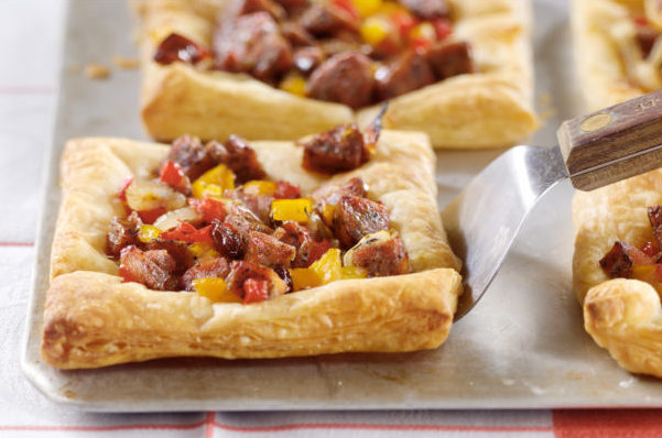 Sausage Tarts with Mango Chutney