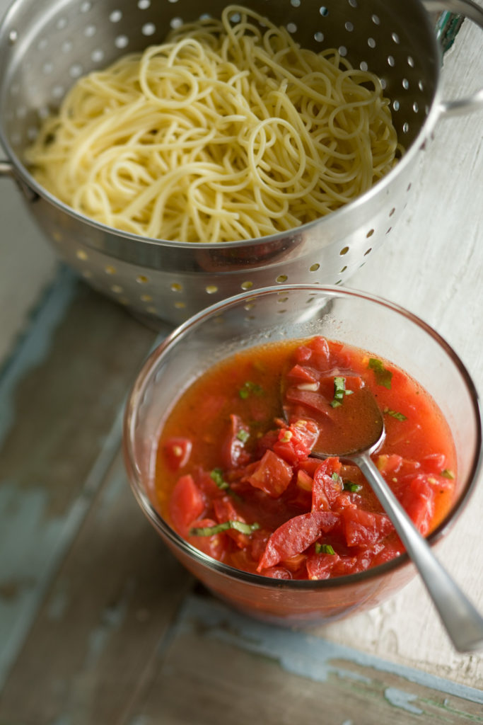 No-Cook Tomato Sauce