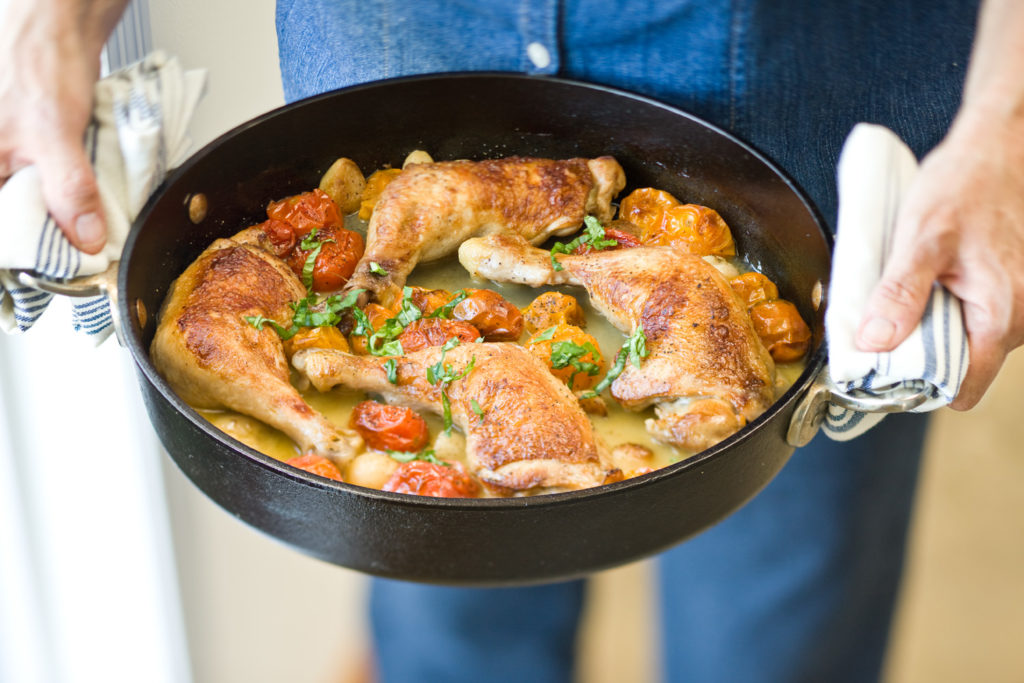 Chicken with 20 Cloves of Garlic Image