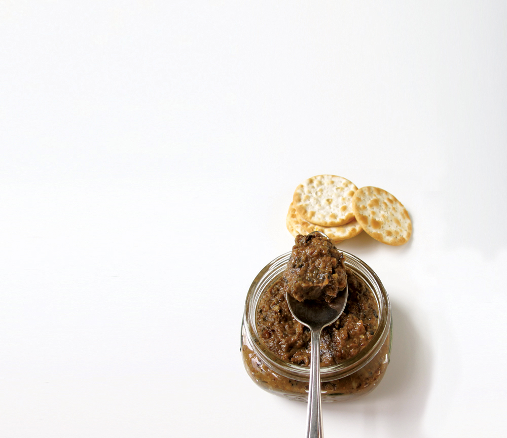 California Ripe Olive and Fig Tapenade