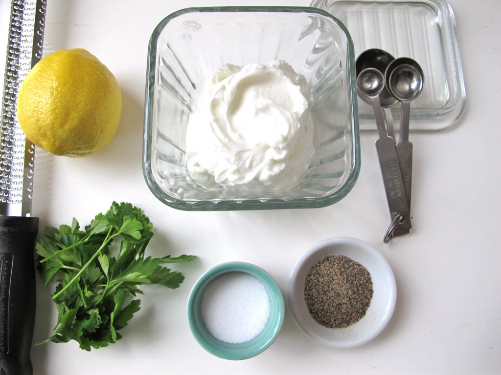 Simple Lemon Yogurt Sauce