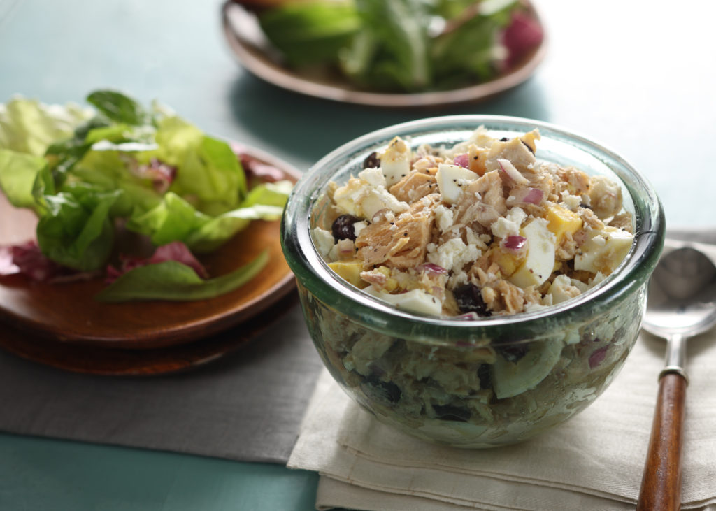 Mediterranean Tuna Salad - Relish